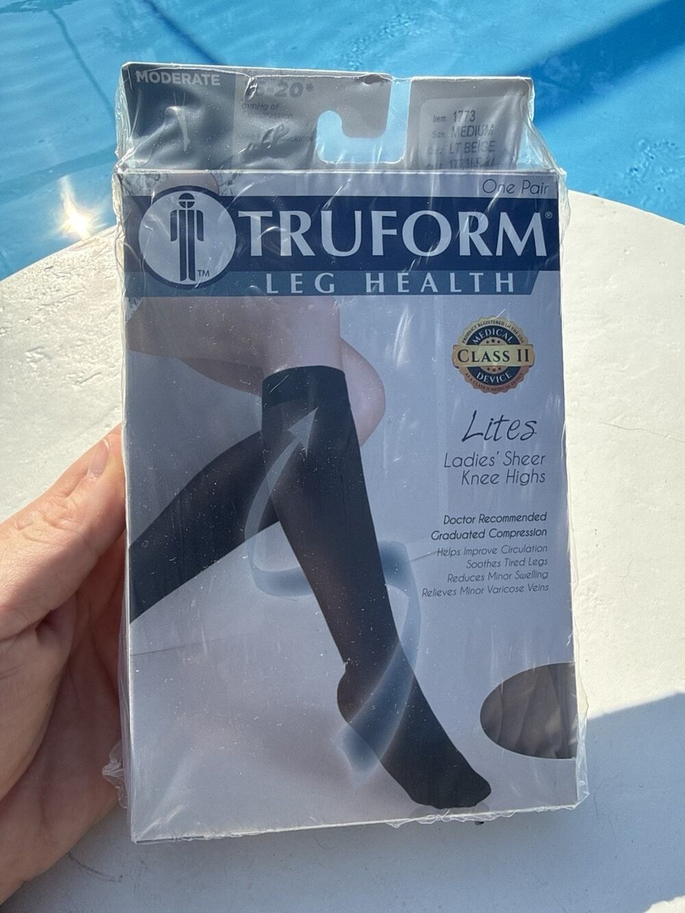 TRUFORM Lites Knee High Stockings 15-20mmHg (Light Beige) Medium